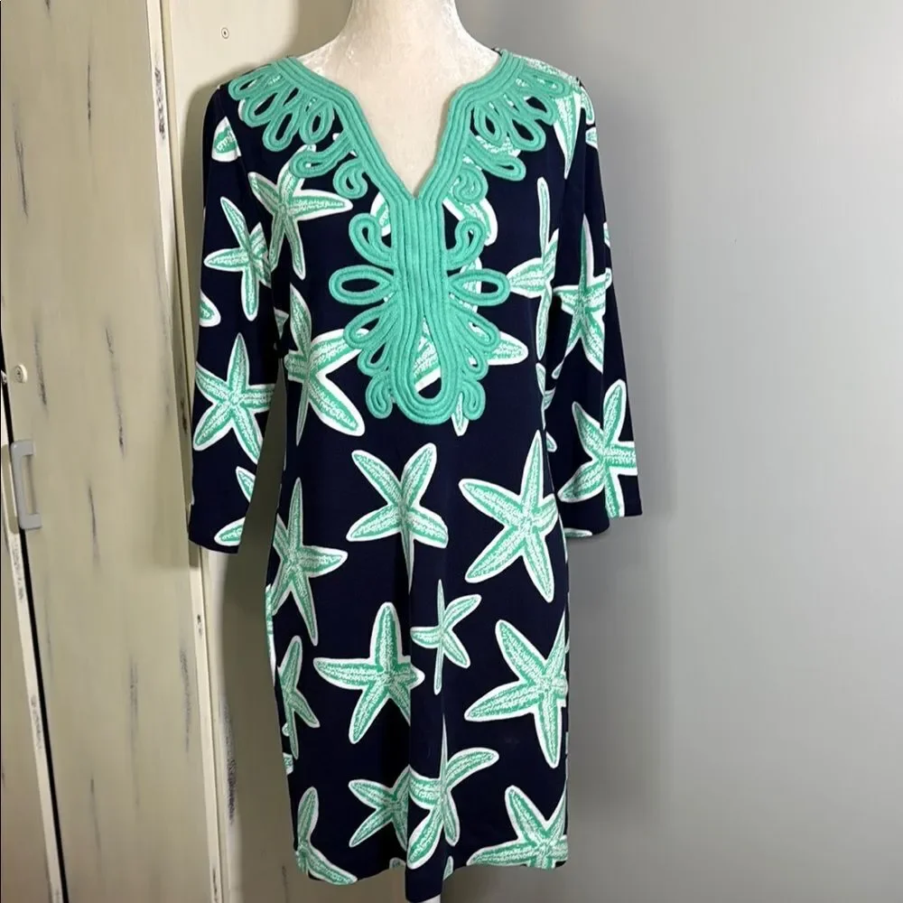 Crown & Ivy Elegant Navy, Green & White Starfish Patterned Dress.